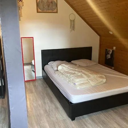 Au Calme アパート ラ・ブレス